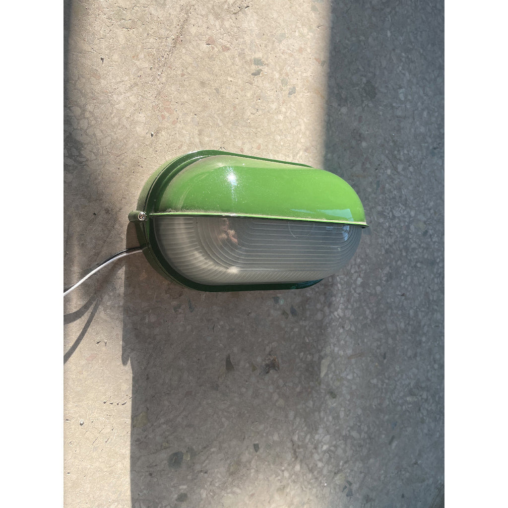 Zewnętrzna przemysłowa lampa ścienna typu bulkhead Owalny design odporny na warunki atmosferyczne