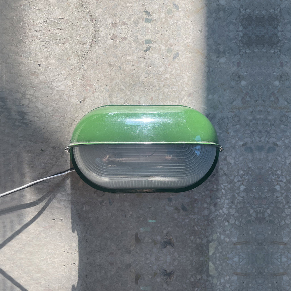 Zewnętrzna przemysłowa lampa ścienna typu bulkhead Owalny design odporny na warunki atmosferyczne