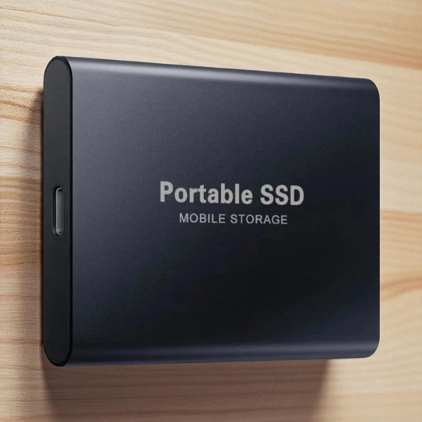 Zewnętrzny dysk twardy SSD – przenośna pamięć masowa dla urządzeń
